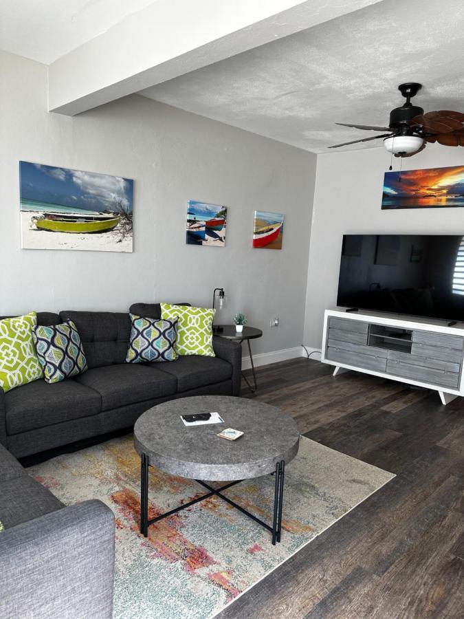Aguada Beach Condos Екстериор снимка