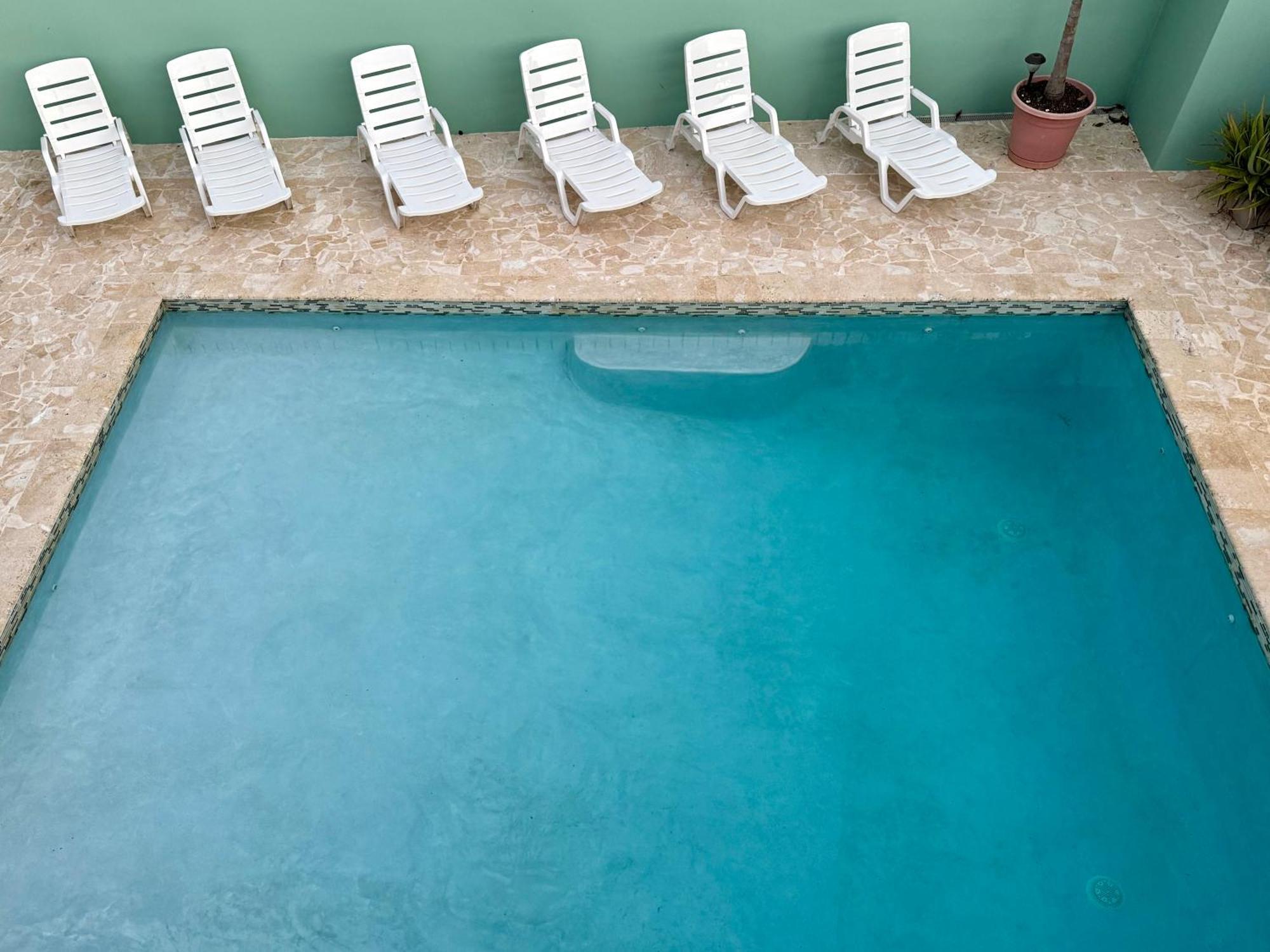 Aguada Beach Condos Екстериор снимка
